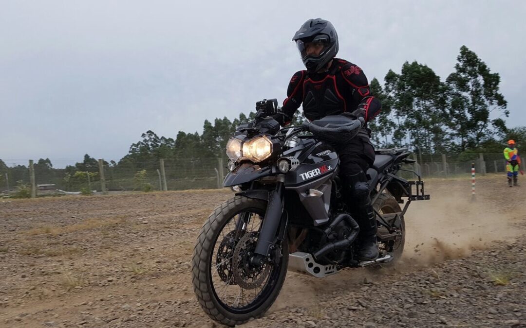 Curso de Pilotagem Off Road – PILOTAR, com o professor André Vargas